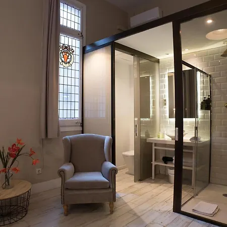 Cami Gallery Guest house